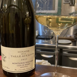 久しぶりのフランスワイン。たまにはこんな寄り道も良い(*´з`)