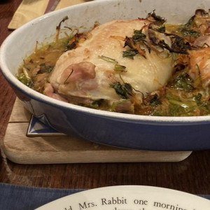 手抜きごはんの日こそ、ちゃんと美味しい赤を。ジョッシュ・セラーズと鶏ももオーブン焼き(^^♪